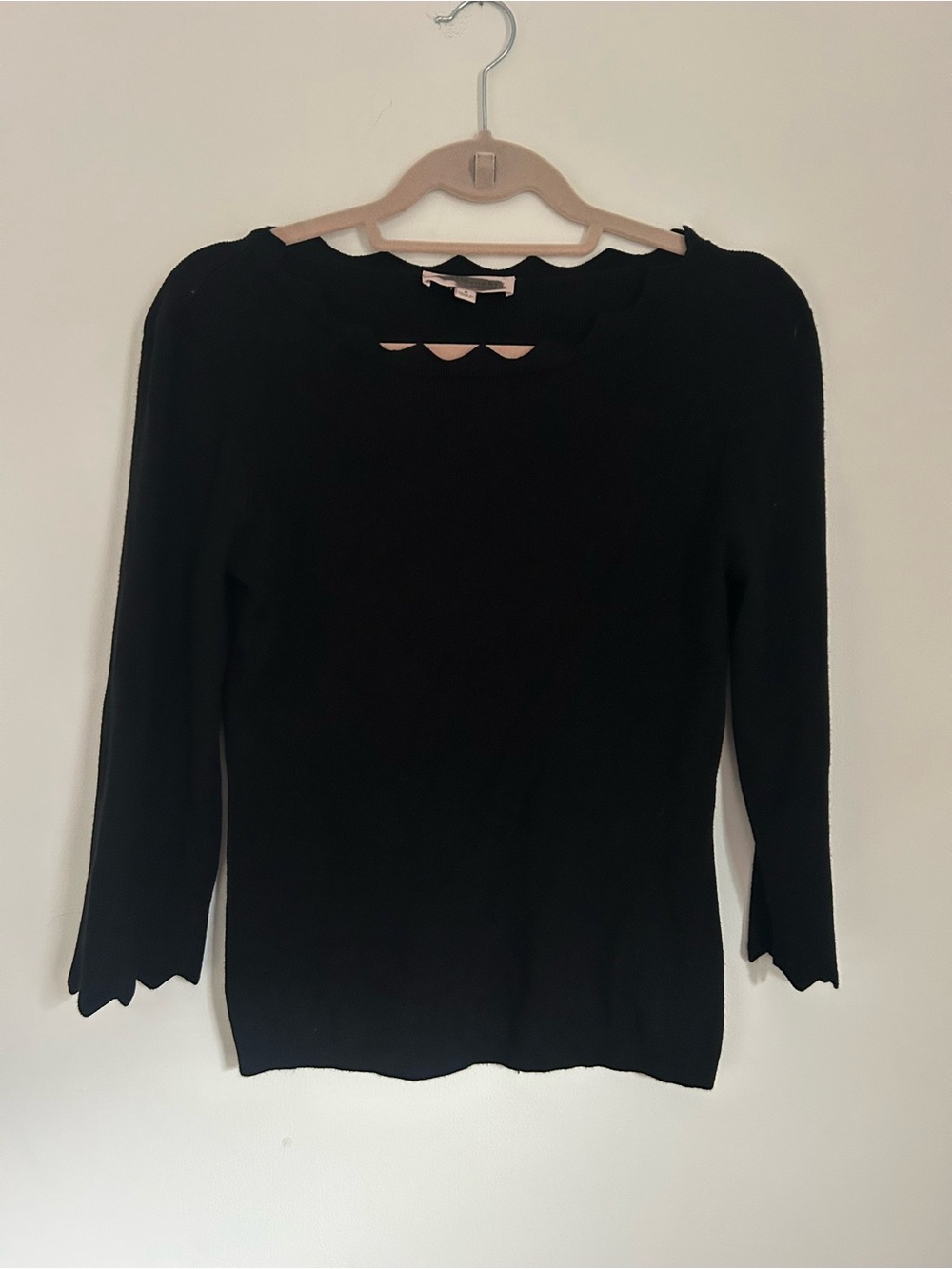Philosophy Black Scalloped-Trim Long Sleeve Top